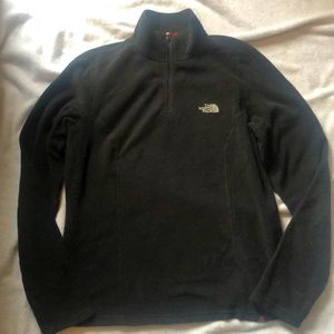 North face Sweater Size Medium-Black